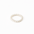 Bague fine en perles naturelles – Empilable – Murmure de perles