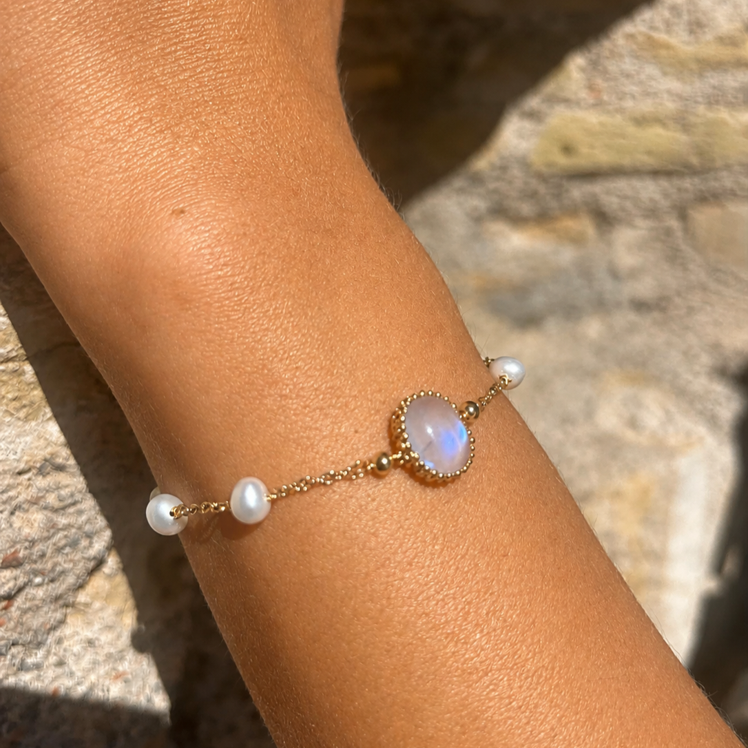 Moonstone Bracelet -  Luna Grace